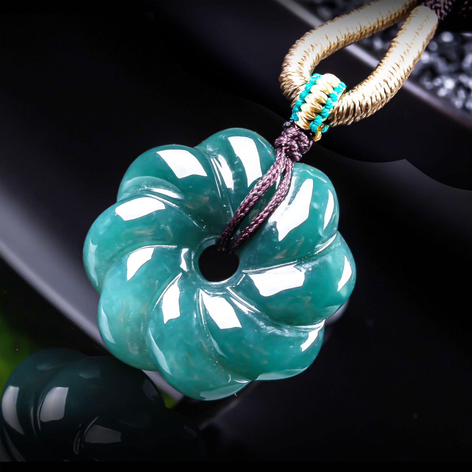 Natural Burmese Jadeite Flower - огляд і ціна Women Accessories Products