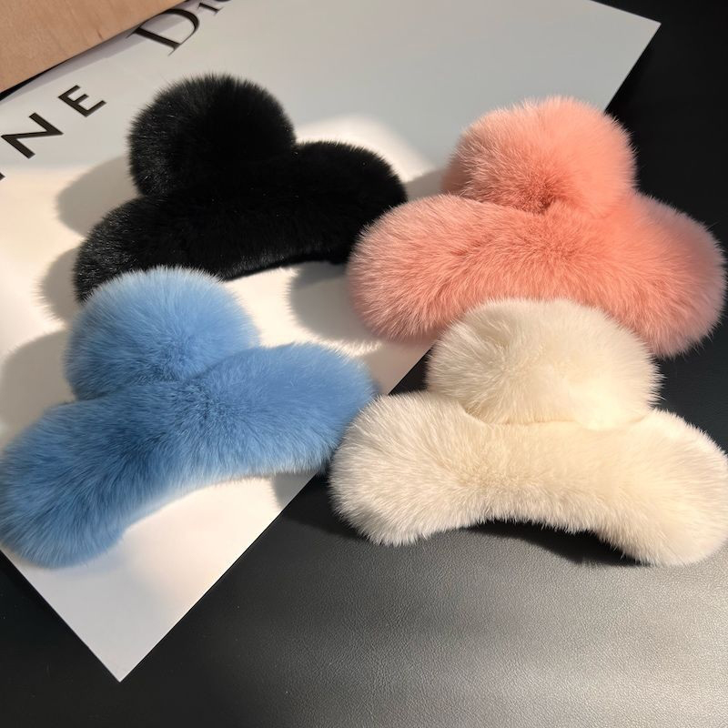Winter Faux Fur Hair Claw Rabb - огляд і ціна Hair Claw Clip Set