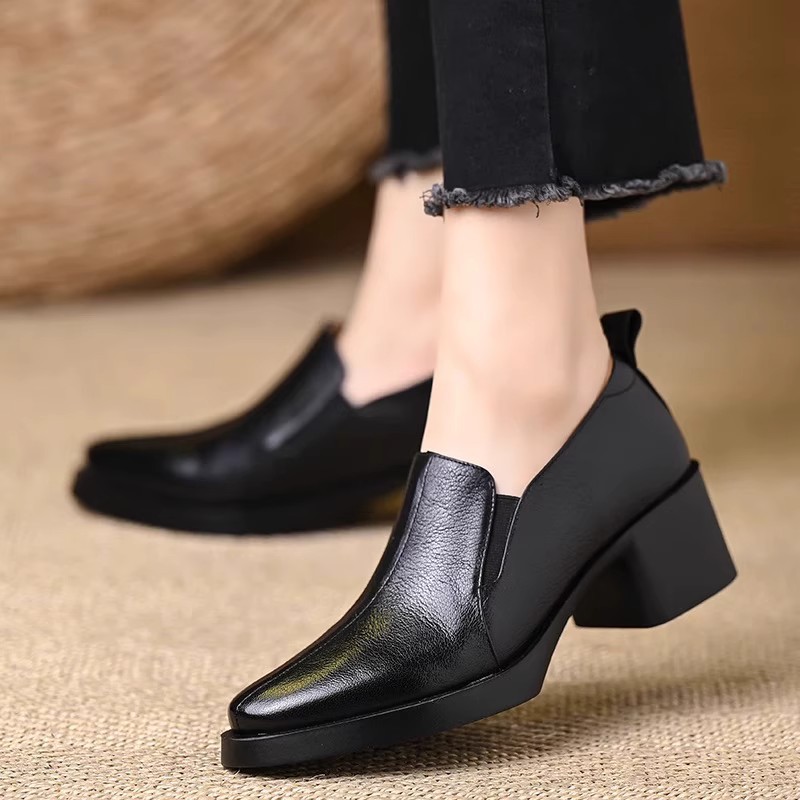 Leather shoes for women 2025 n - огляд і ціна Women'S Accessories Trends 2025