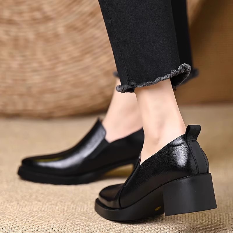 Leather shoes for women 2025 n - огляд і ціна Women'S Accessories Trends 2025