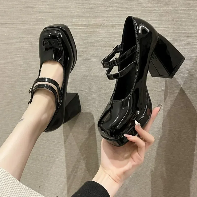 2025 New Lacquer Leather Women - огляд і ціна Women'S Accessories Trends 2025