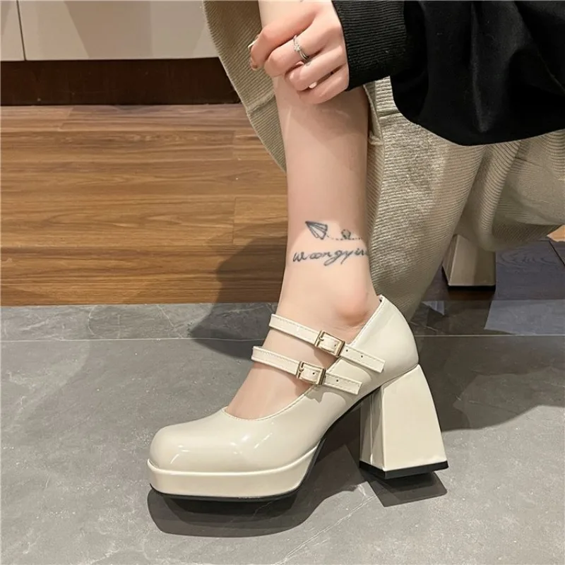 2025 New Lacquer Leather Women - огляд і ціна Women'S Accessories Trends 2025