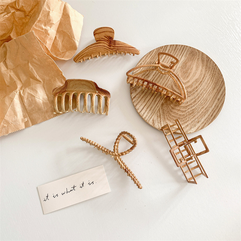 Vintage Mutiple Wood Grain Hai - огляд і ціна Hair Claw Clip Set
